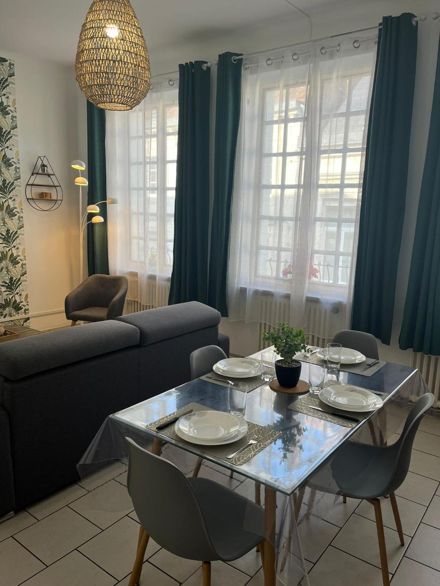 L'Oasis Arrageoise 45M2 4 Personnes Hyper Centre Apartment อาร์ราส ภายนอก รูปภาพ